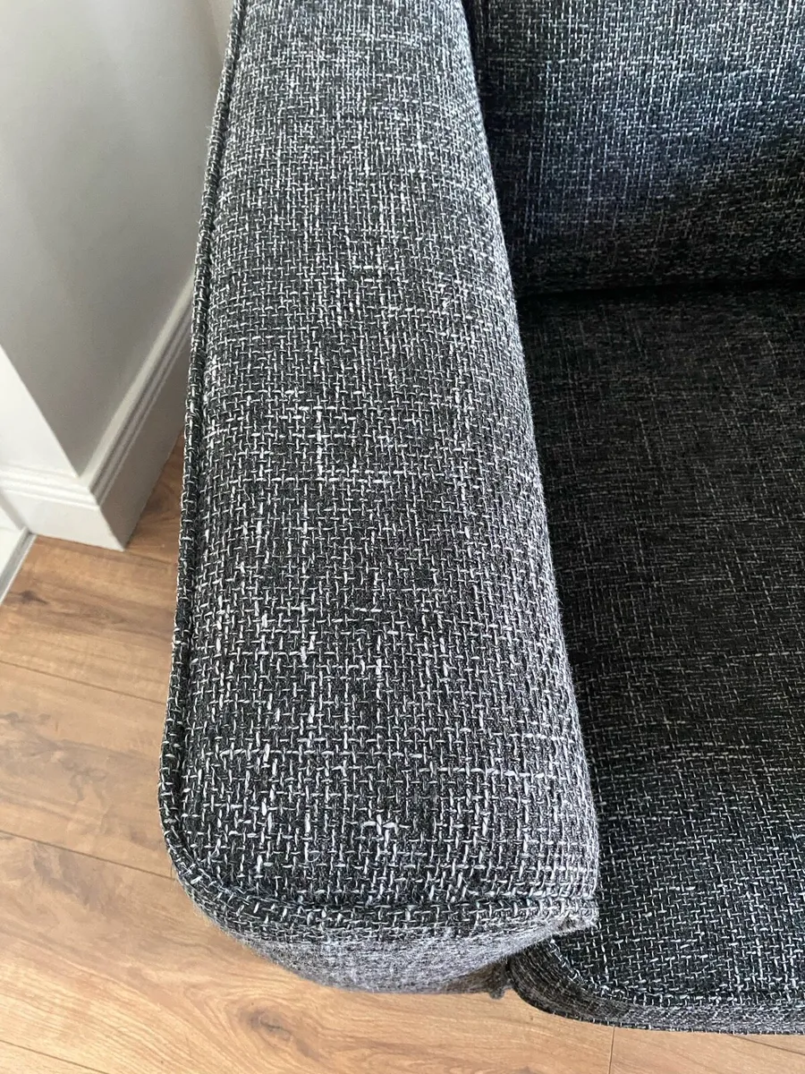 Fantastic lounge chair - Image 4