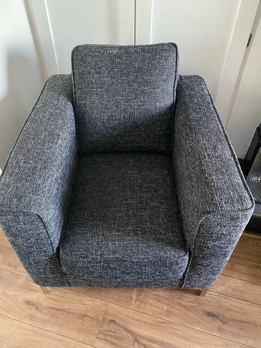 Fantastic lounge chair - Image 2