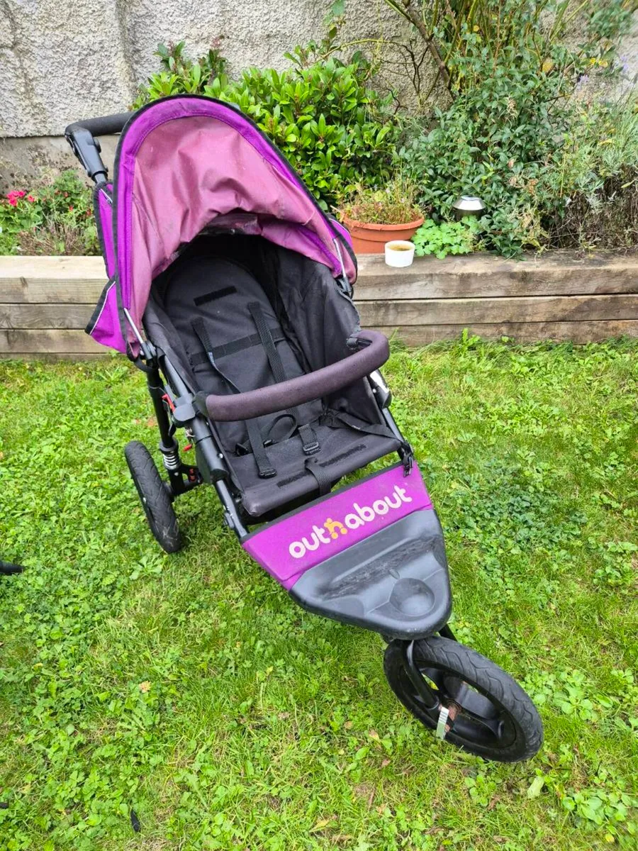 Out n About buggy - Image 2