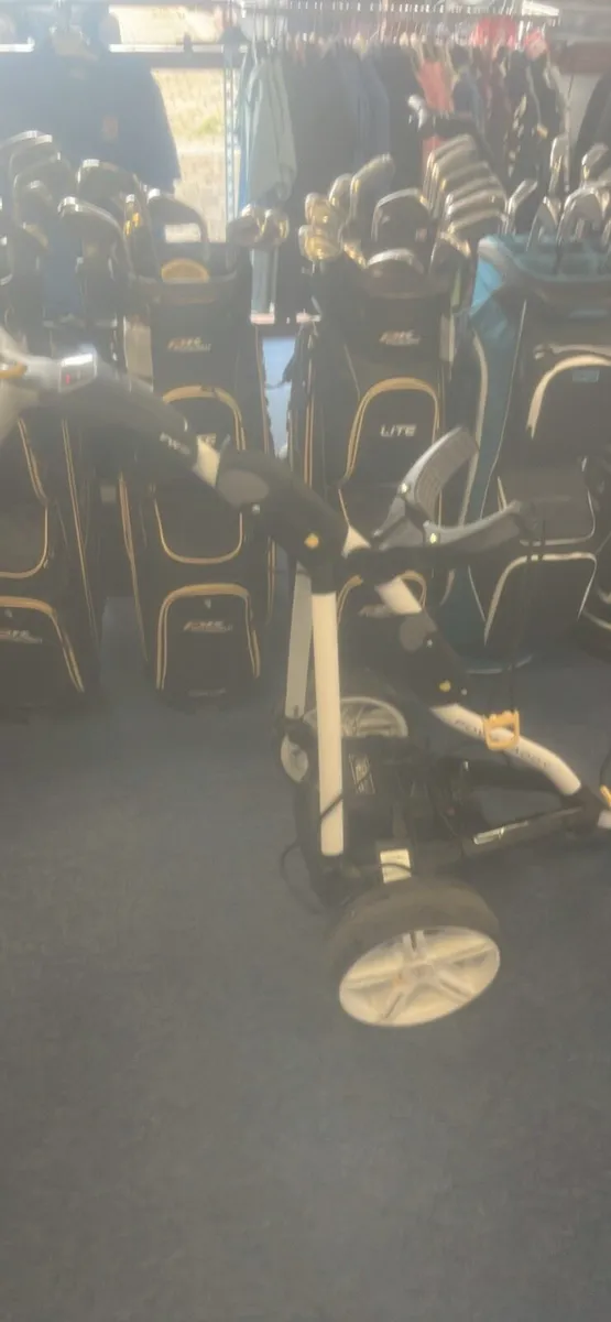 Powakaddy fw3 lithium - Image 1