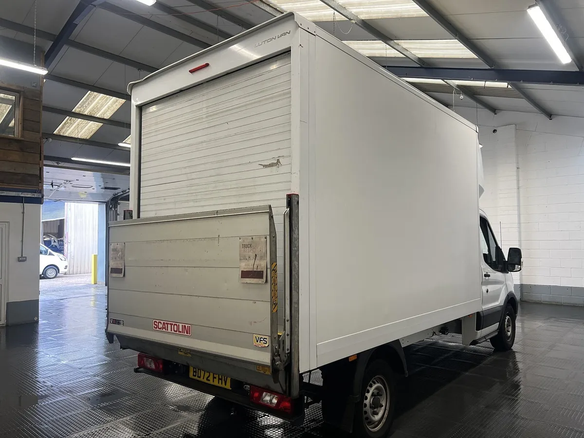 2022 Ford Transit Luton Box Van - Image 3