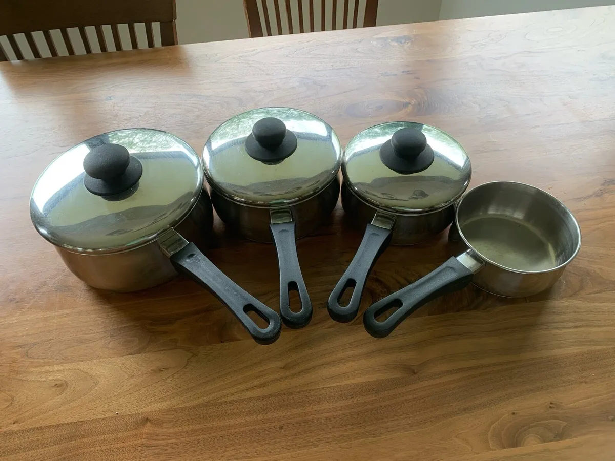 Saucepan set - Image 1