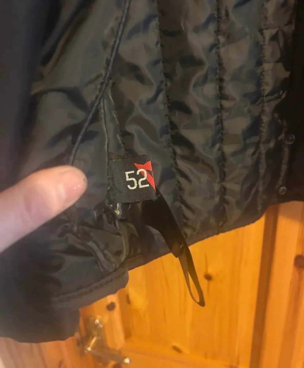Dainese Thermal Jacket. Size 52 - Image 4