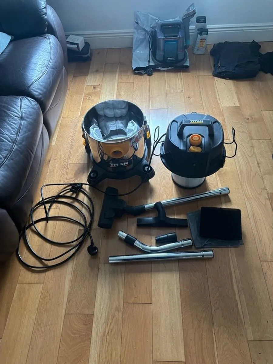Titan wet and dry M class hoover - Image 2