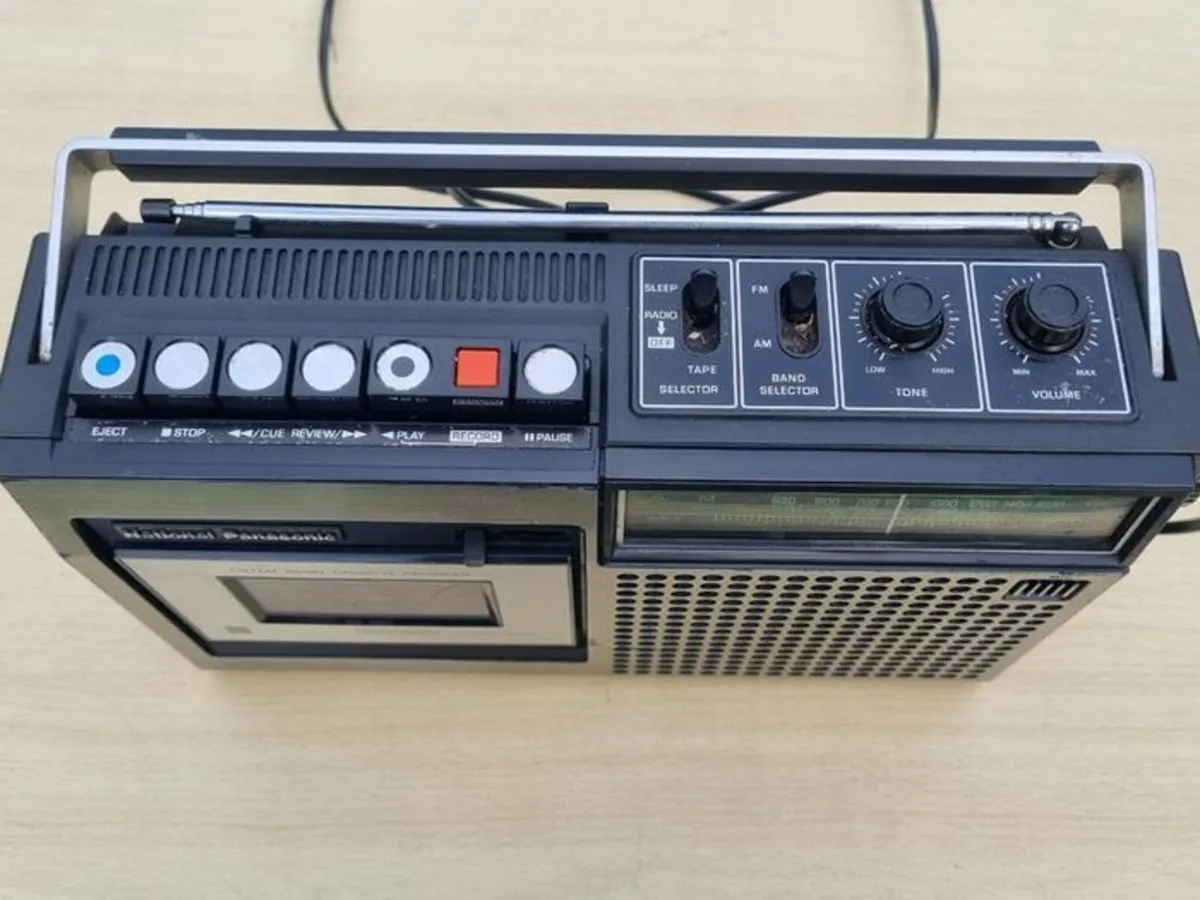 National Panasonic  Model No. RQ-542S - Image 2