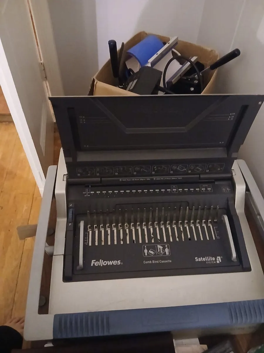 Heavy Duty Comb Binding Machine - Image 3