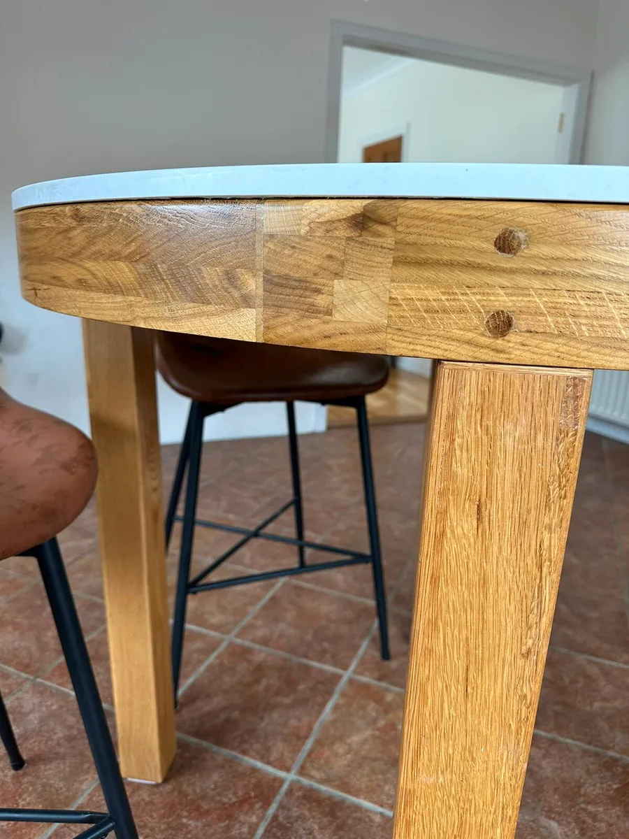High Round Marble Top Table - Image 3