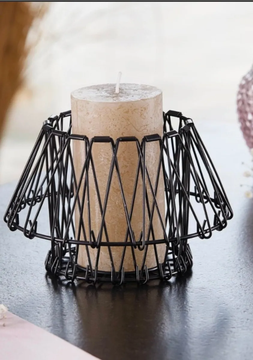 Flexible ornamental Basket - Image 1