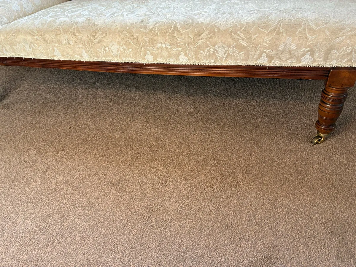 Chaise Longue - Image 4