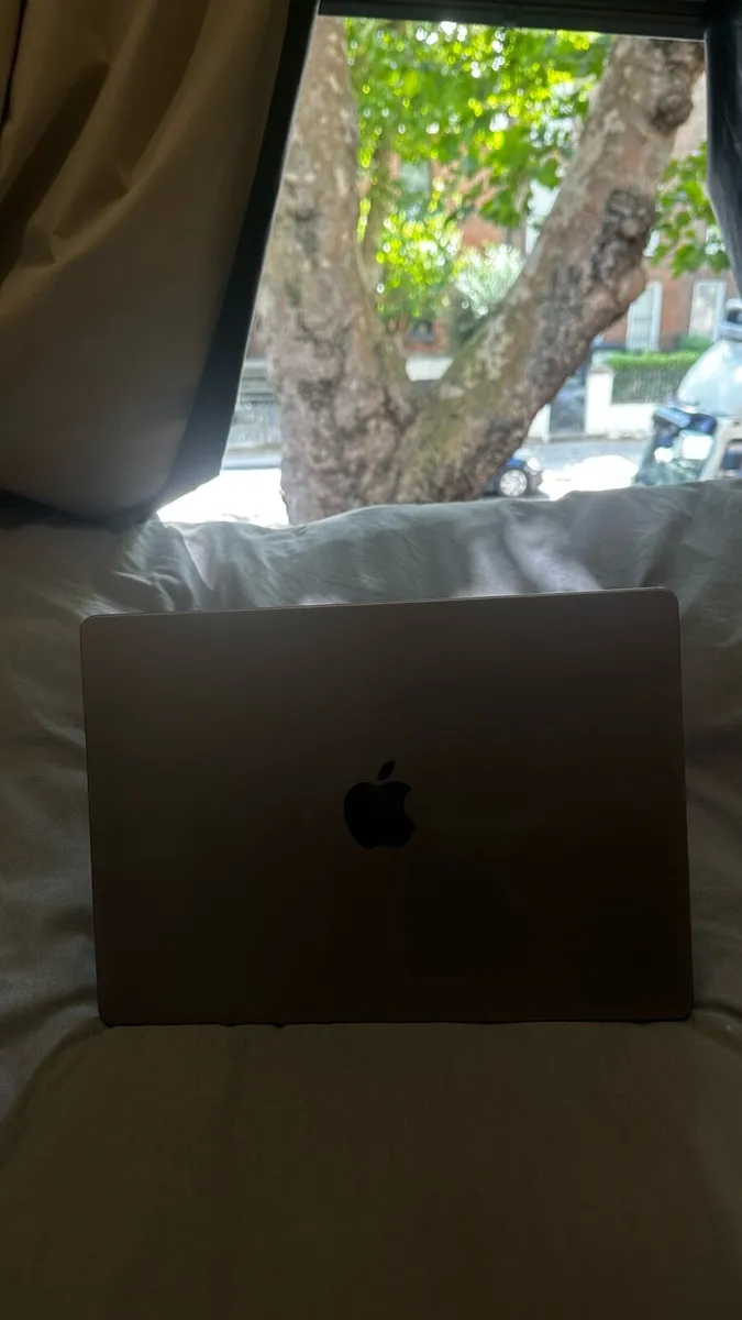 MacBook Pro 14” M1 Pro - Image 3