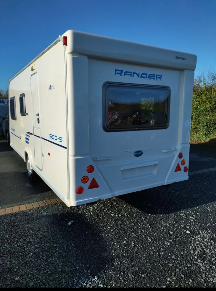 2009 Bailey Ranger 550/5 5 Berth Caravan - Image 3