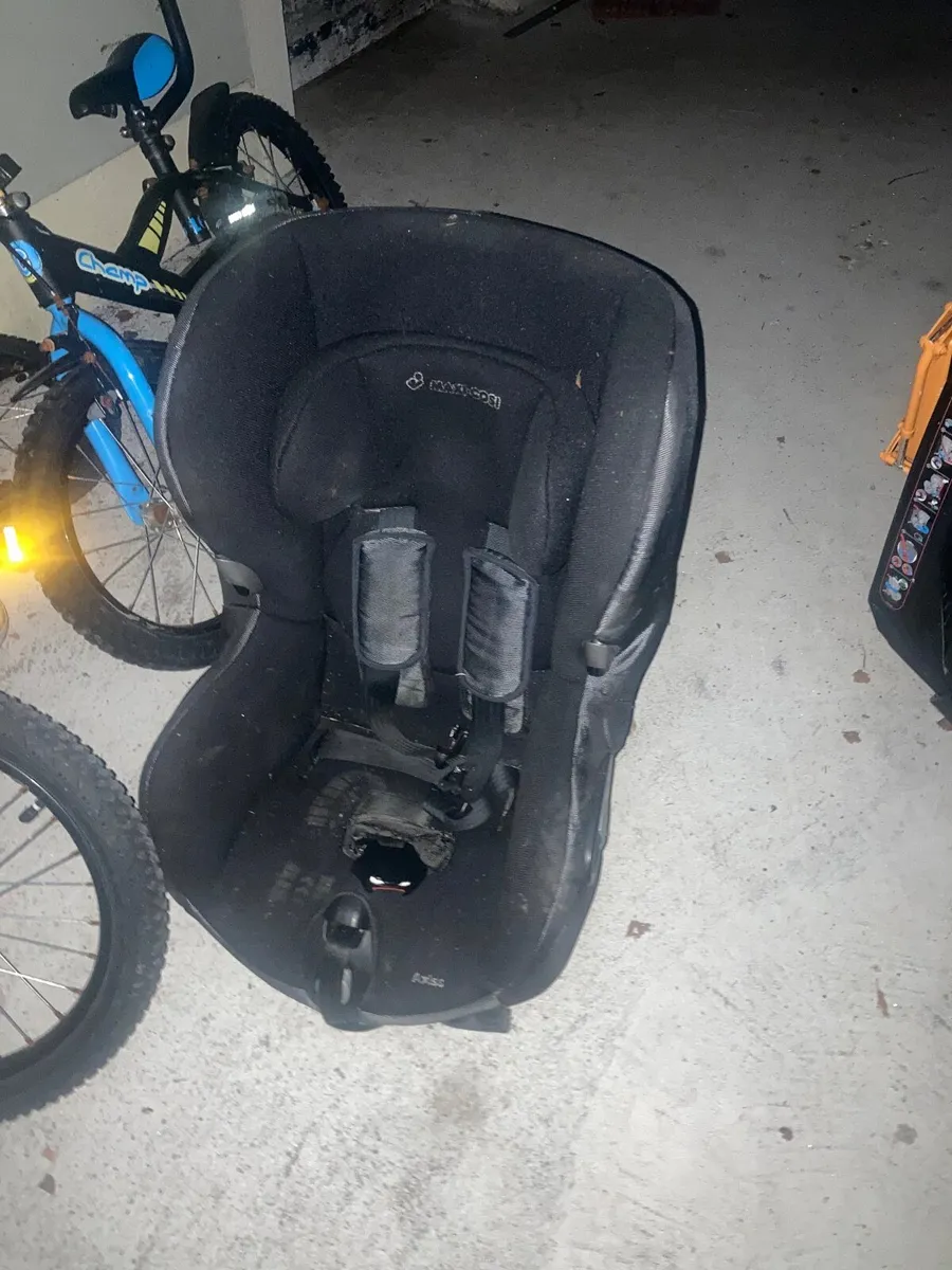 Car seat - Image 2