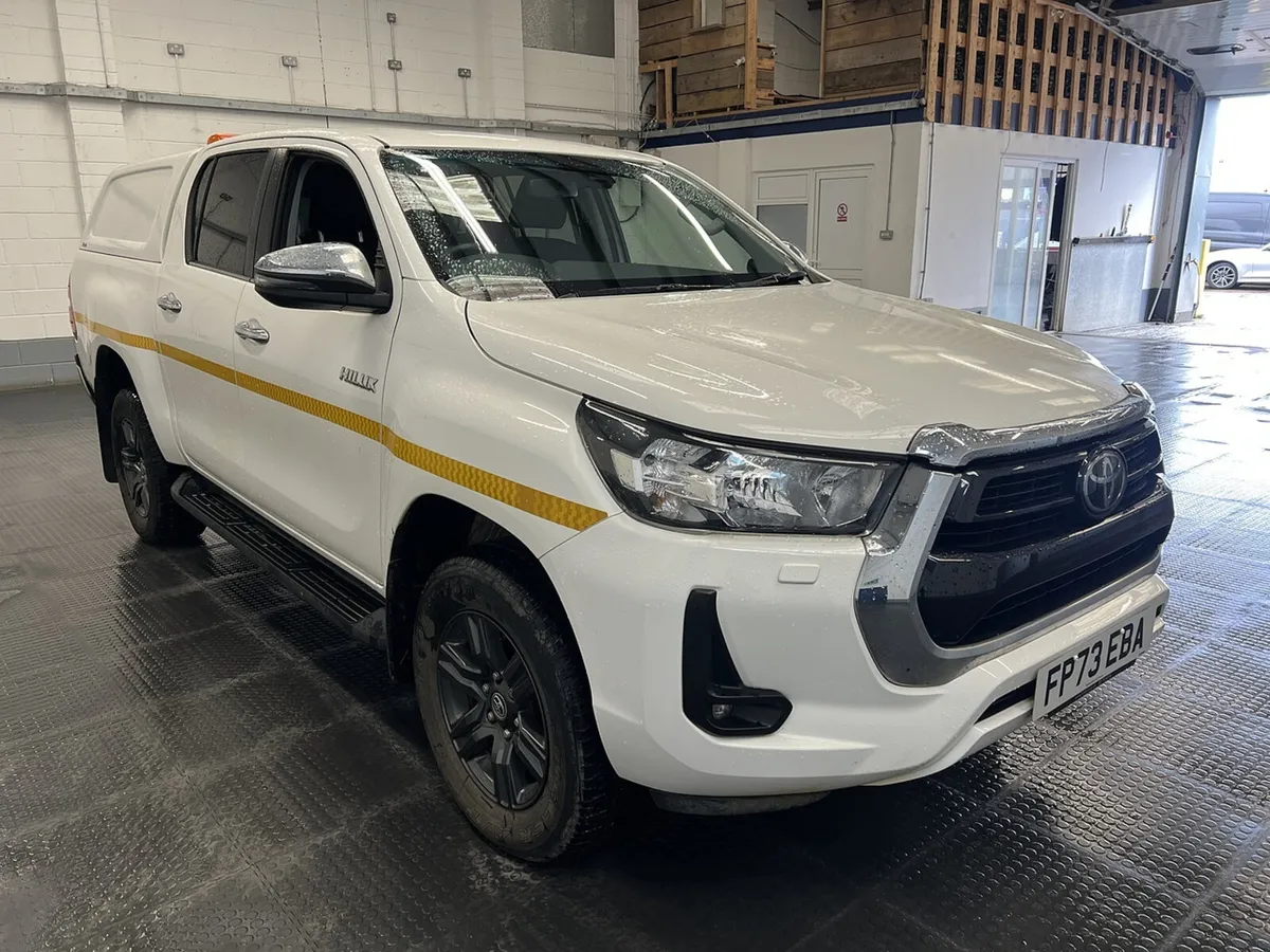 2023 Toyota Hilux PickUp Van - Image 1