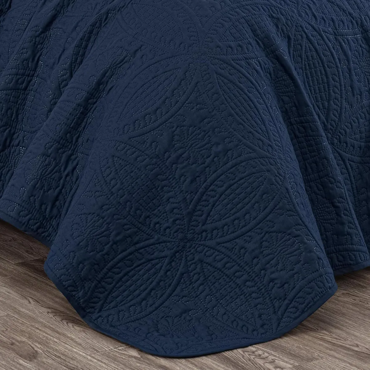 Austin 3-Piece Bedspread Set Microfiber King - Image 4