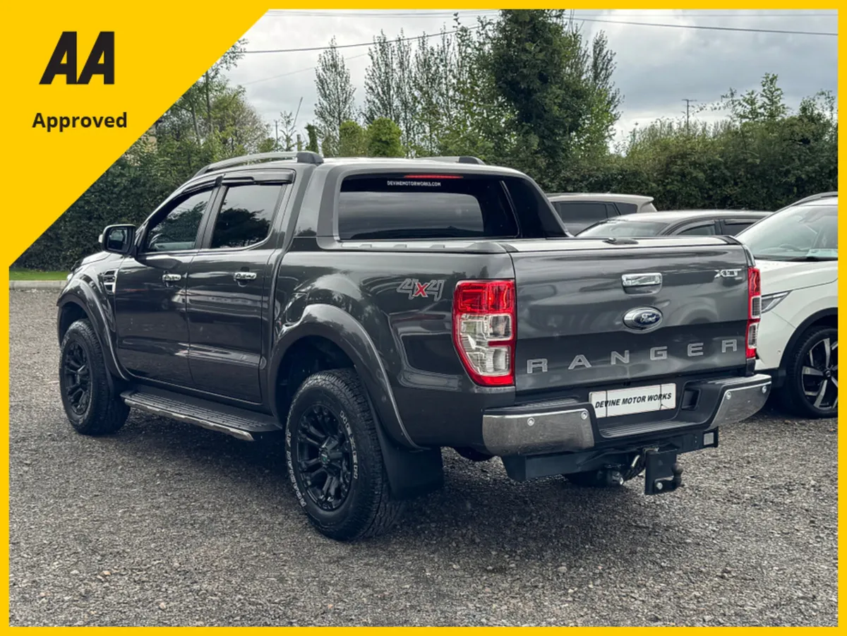 Ford Ranger XLT low KM As new - Image 3