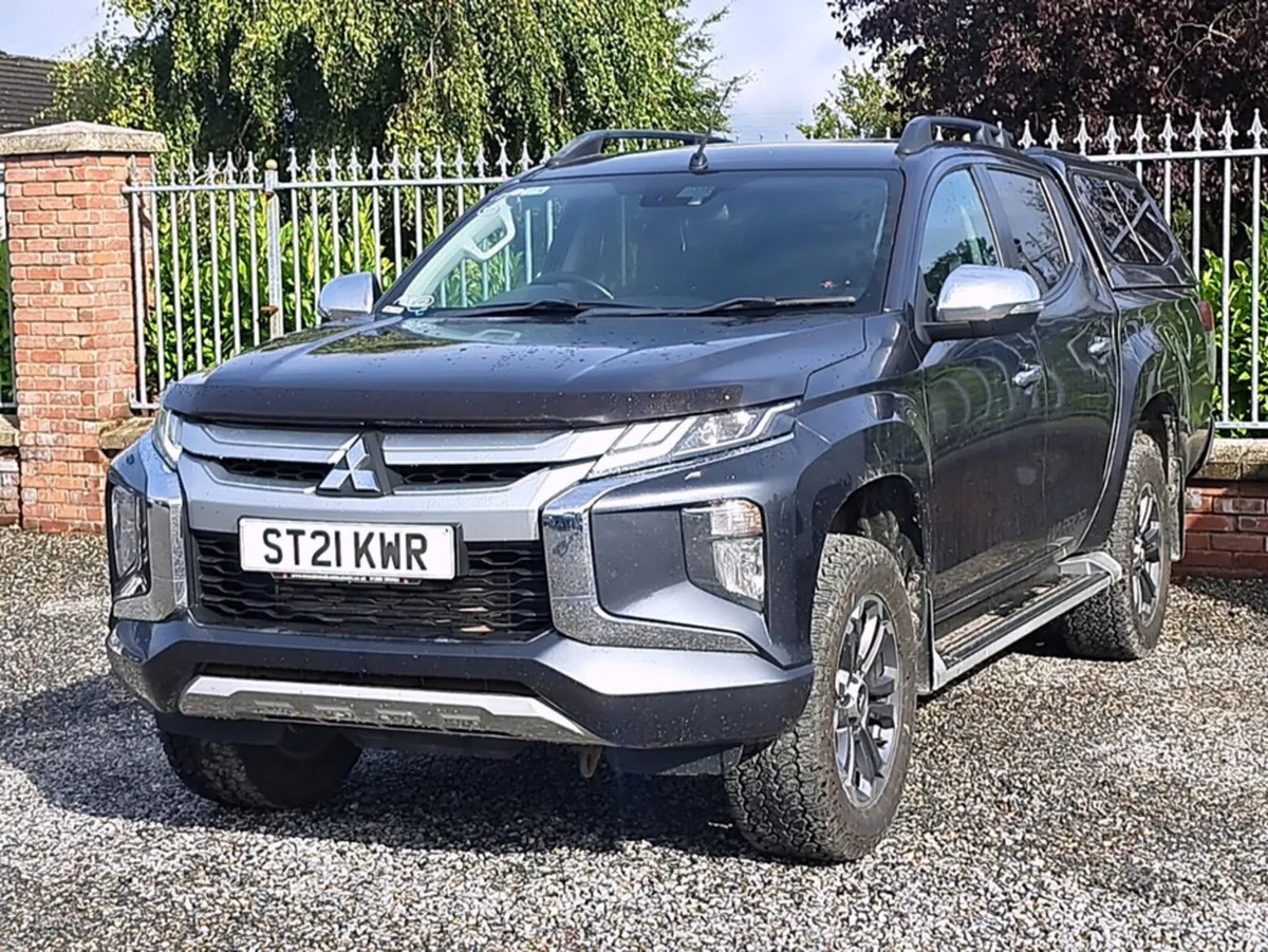 Mitsubishi L200 Warrior Model Crewcab with Truckma - Image 2