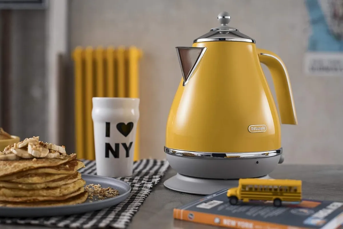 Icona Capitals .y Vintage Style Electric Kettle - Image 3