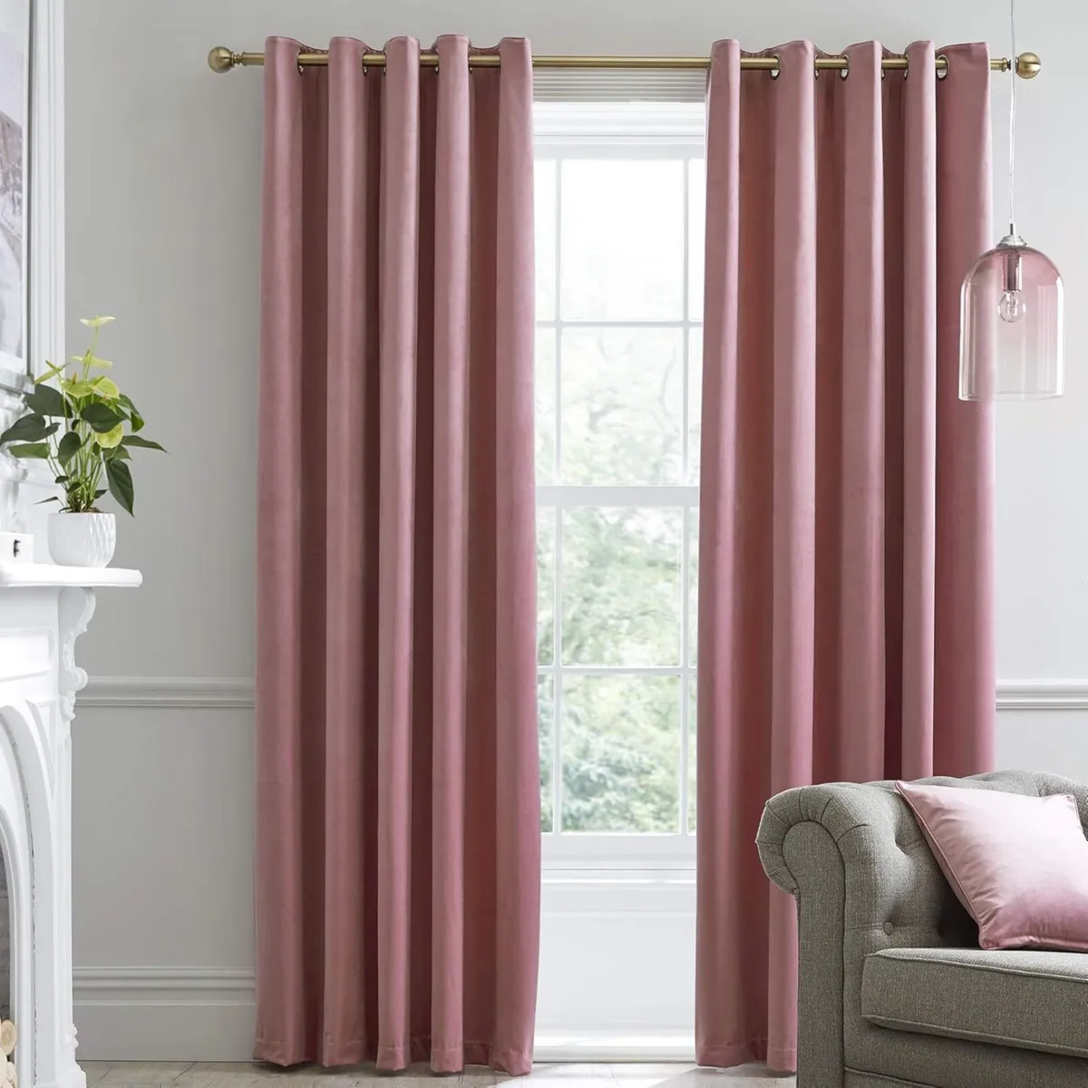 Laurence Llewelyn-Bowen Montrose Blush Blackout - Image 1