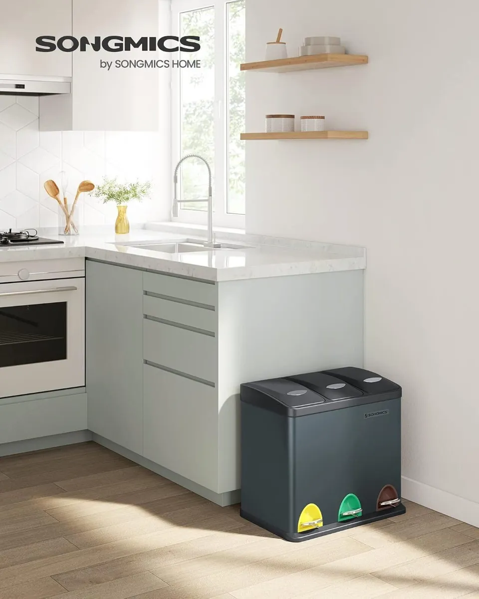Kitchen Waste Bin 318 Litres Pedal with 3 - Image 2