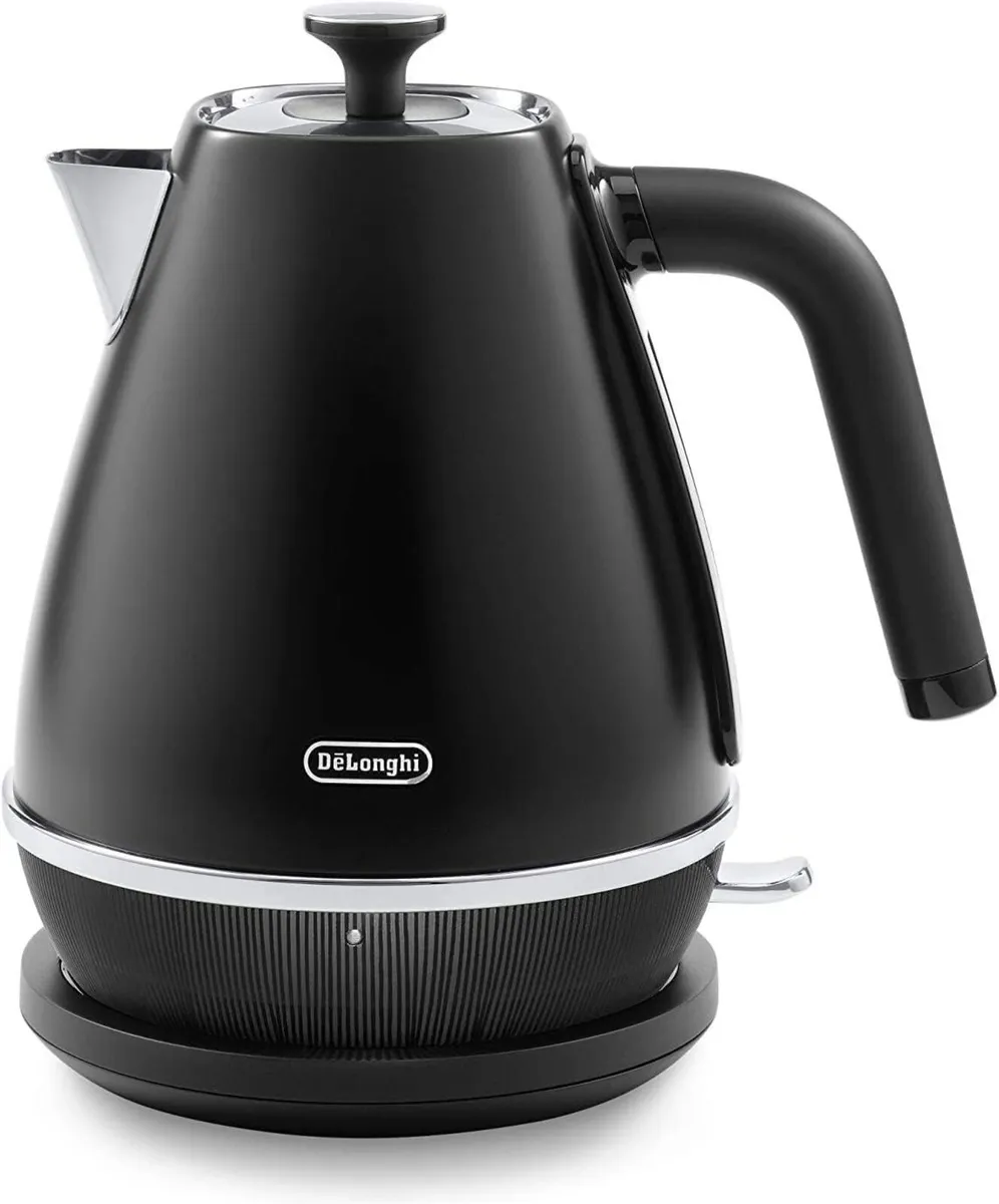 Distinta X .bk Designer Kettle Brushed Steel 360 - Image 3
