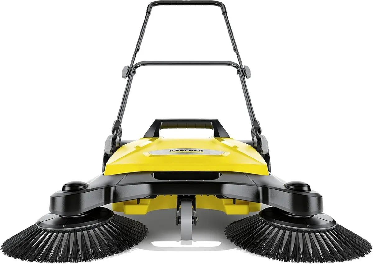 Karcher S 4 Twin Push Sweeper with Brushes - Image 3