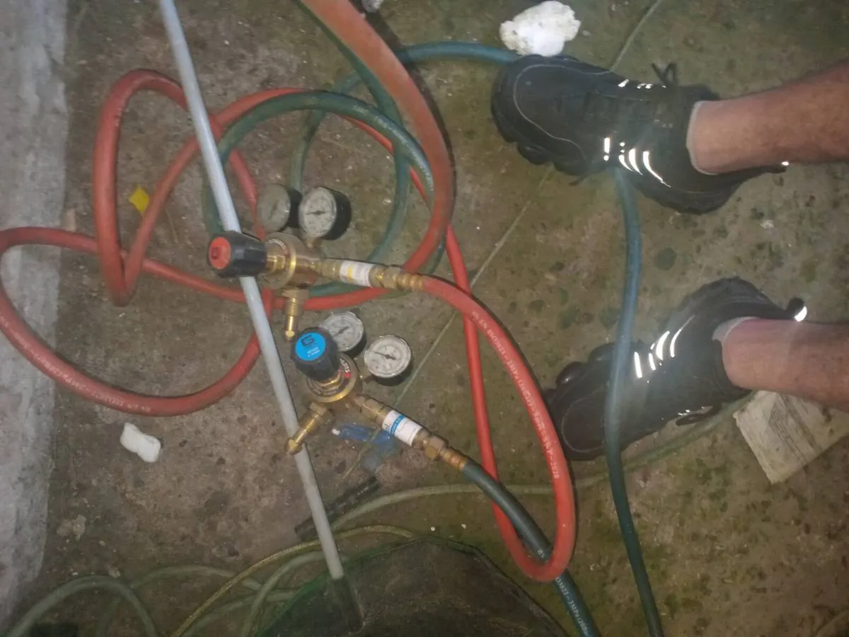 Oxy & acetylene torch & hose gauges - Image 4