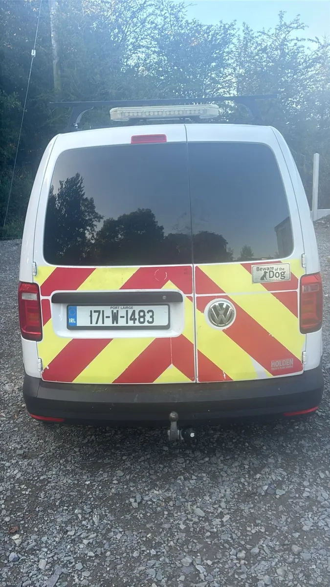 2017 VW Caddy 2.0 TDI DSG Automatic - Image 4