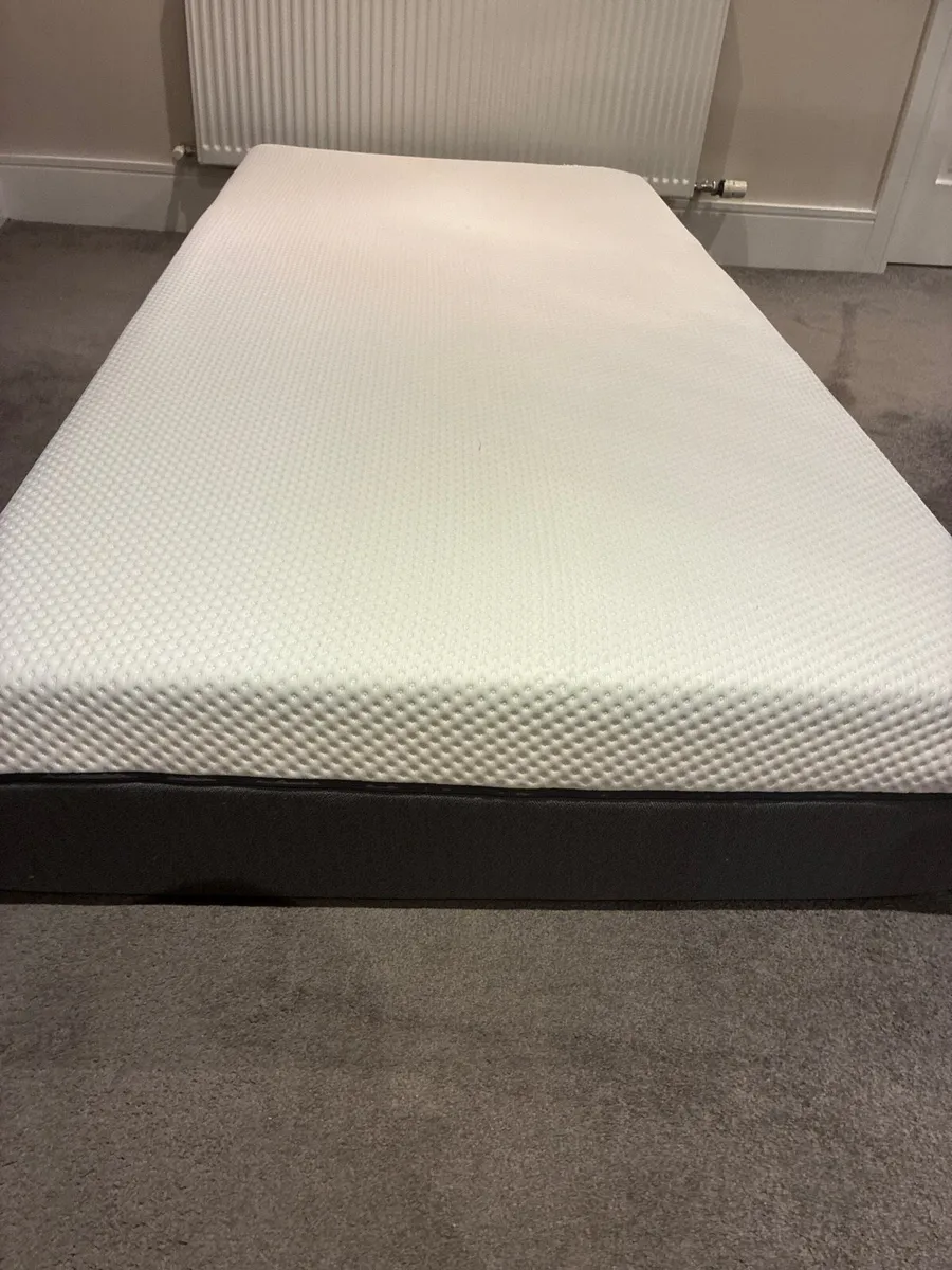 Emma single mattress x2 - Image 2