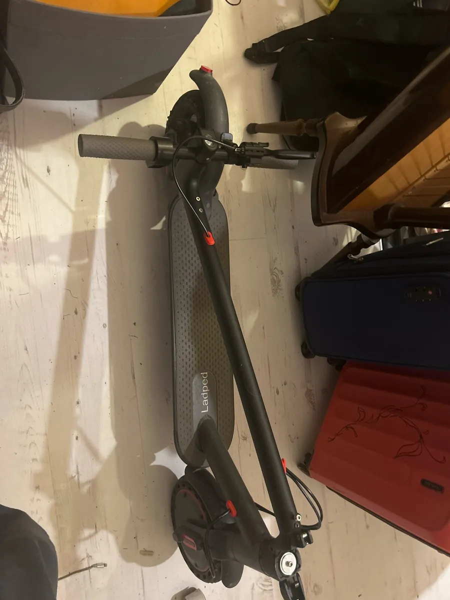 Electric scooter LADPED/AOVO PRO LP60XB - Image 2