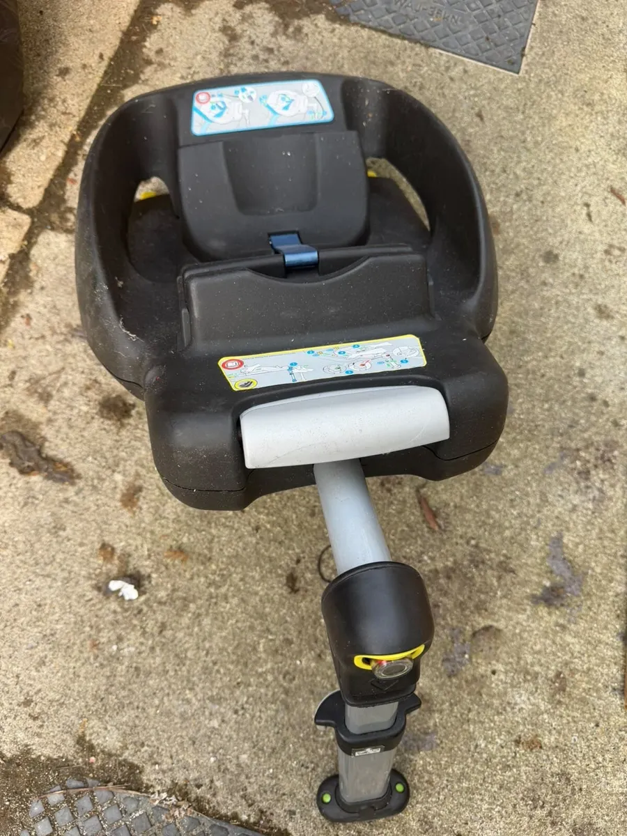 Car seat - Image 1