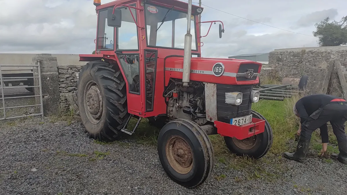 New Cab mf 165 - Image 1
