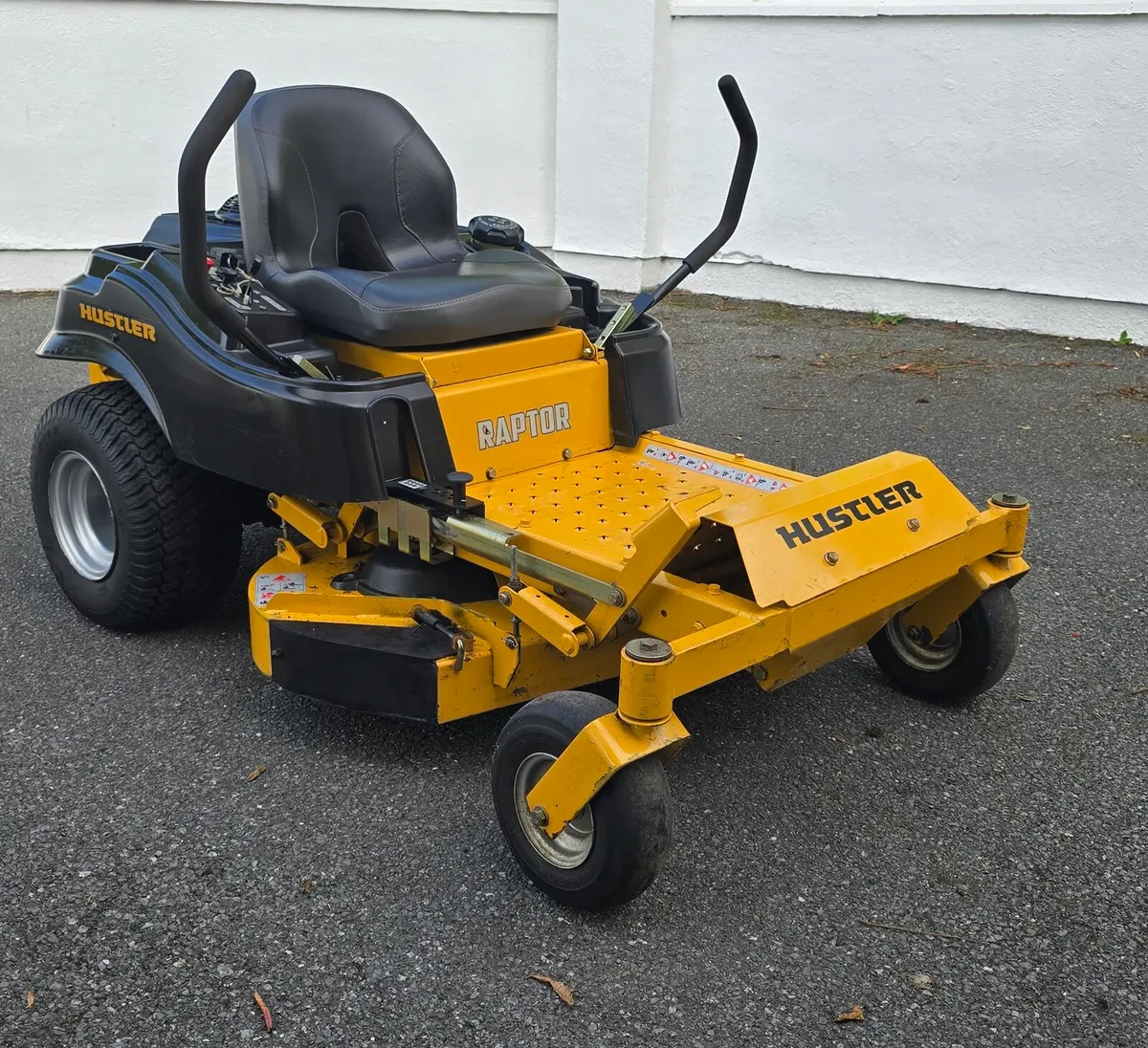 Hustler Raptor 42 - Image 2