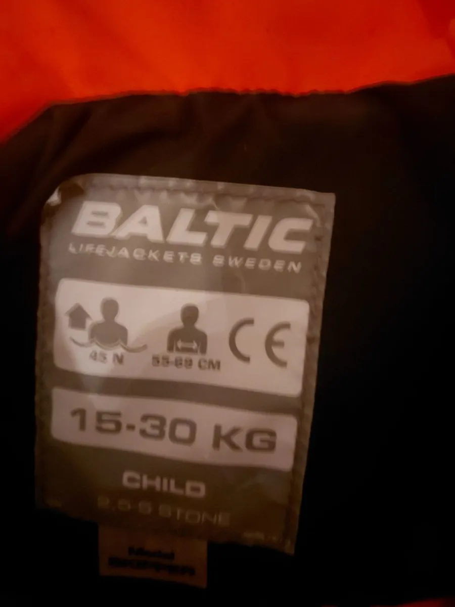 Lifejackets - Image 3