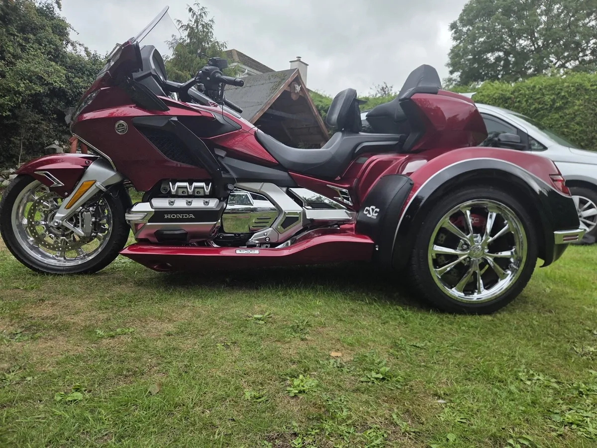 2022 Honda Goldwing GL1800 Airbag CSC Trike - Image 4
