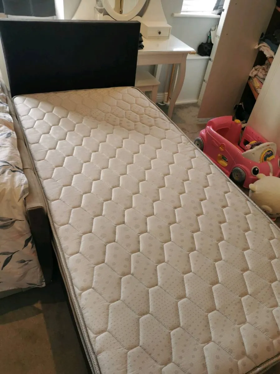 Single bed and mattress brand new - Image 1