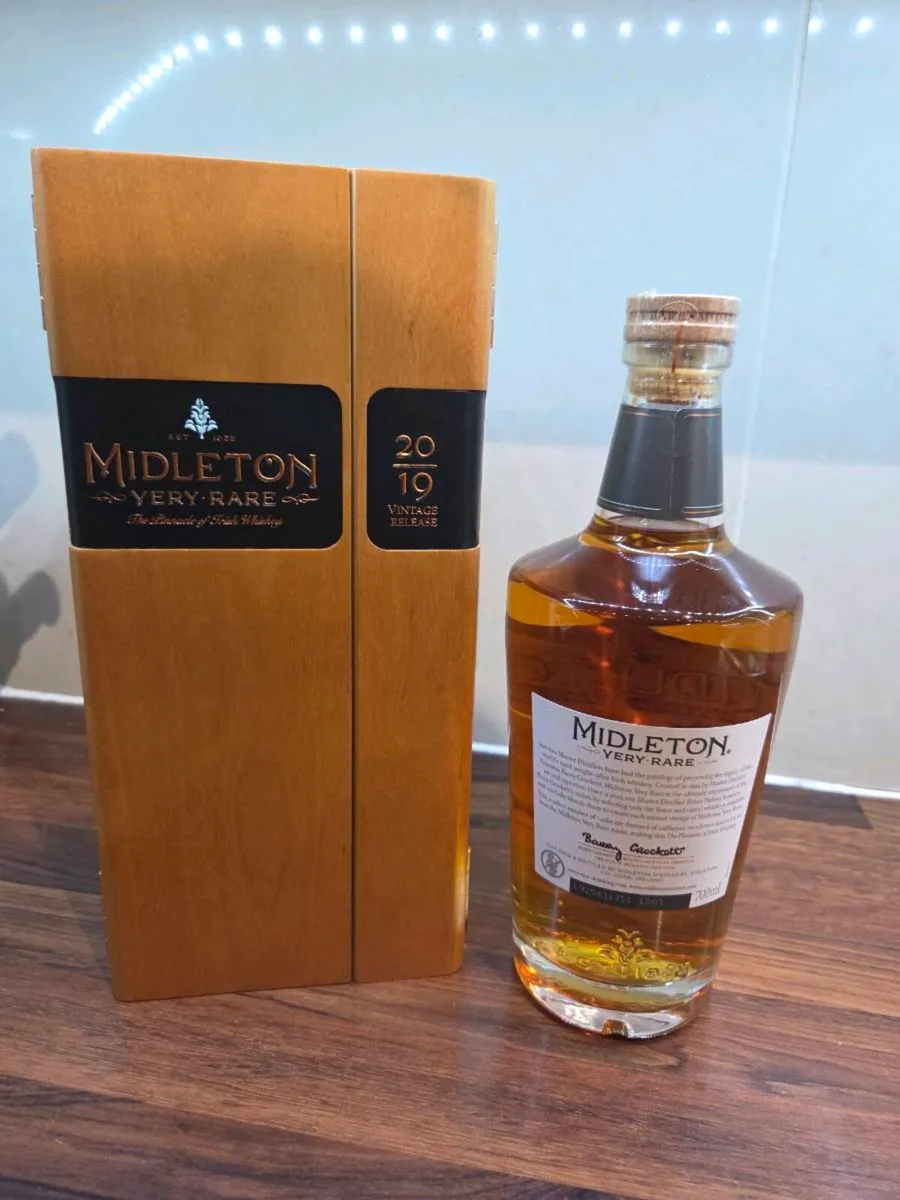Midleton Very Rare Whiskey - Image 1