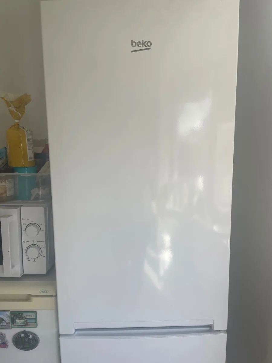 Fridge - Image 2
