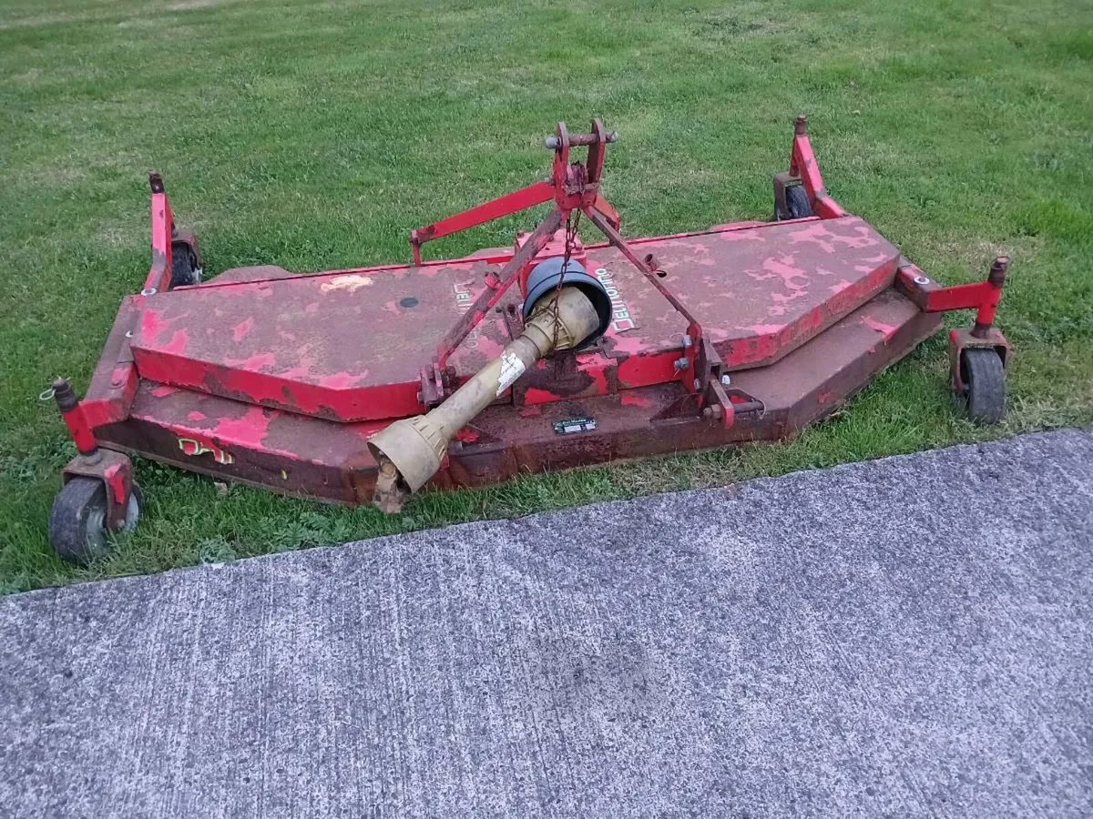 Finishing Mower - Image 1