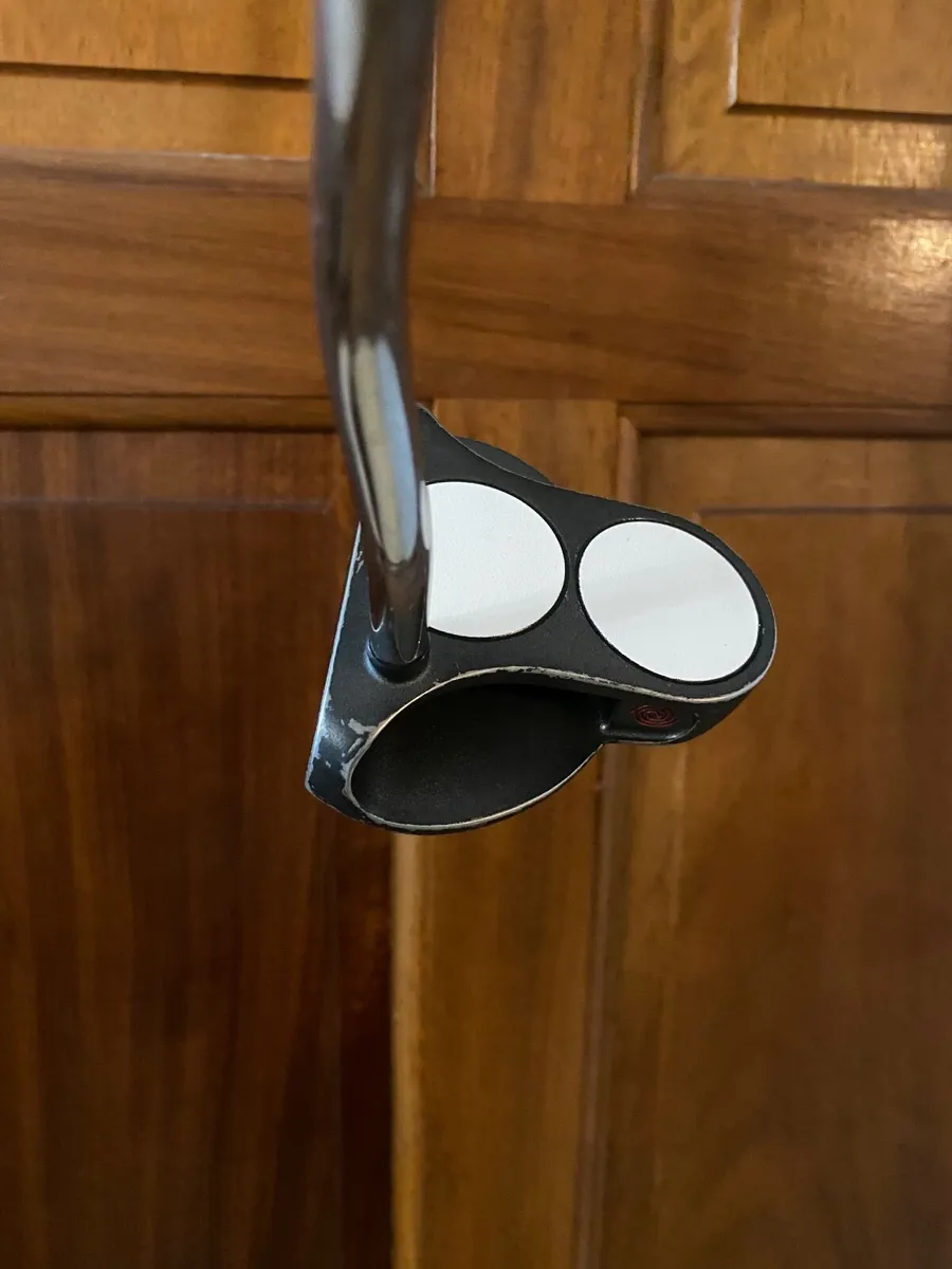 Odyssey 33 inch 2 Ball Putter Immaculate Condition - Image 2