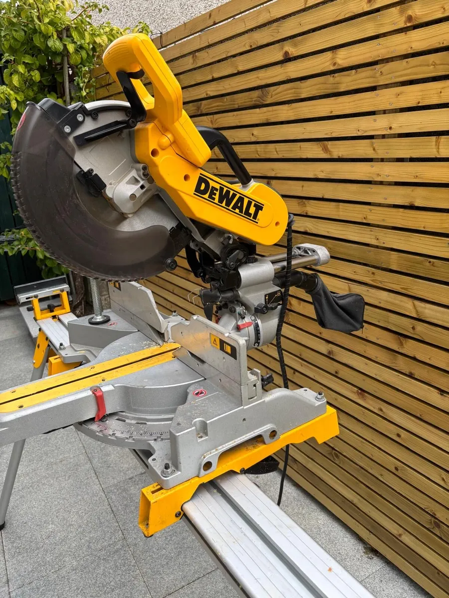 Cross pull saw and stand - Image 2