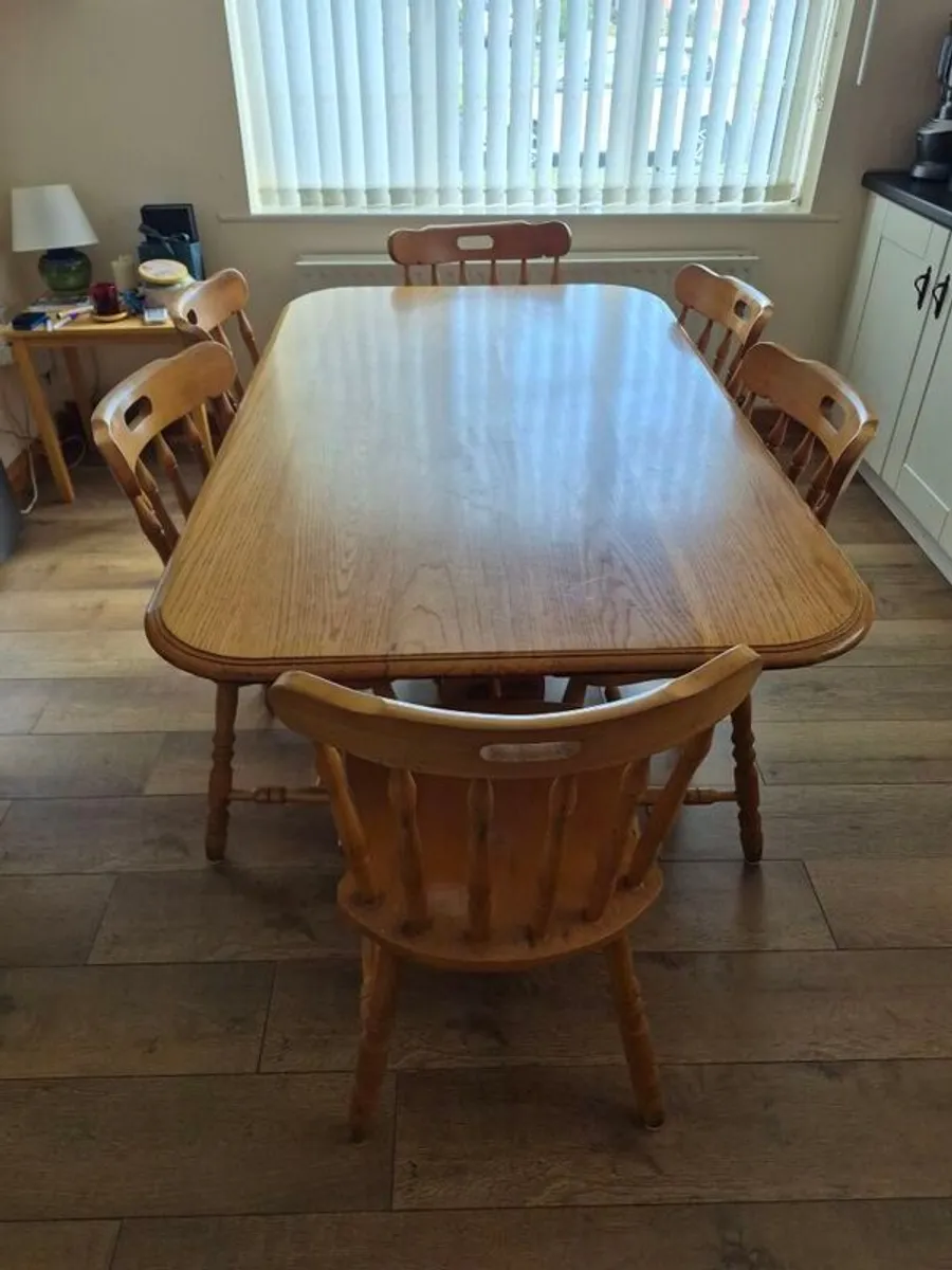 Kitchen Table and 6 Chairs - Image 2
