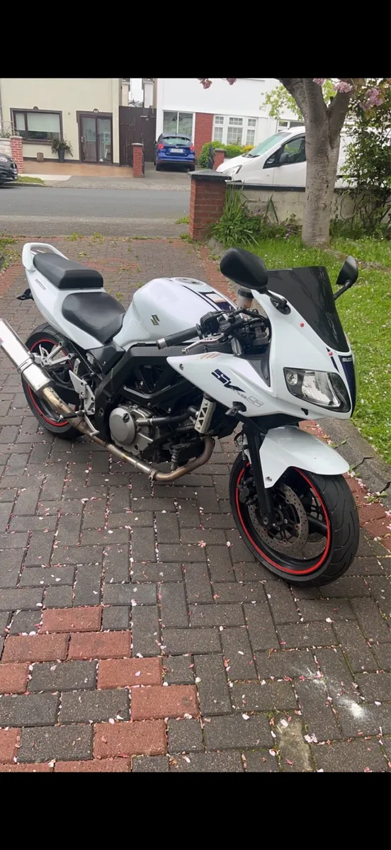 2011 Suzuki Sv650s - Image 3
