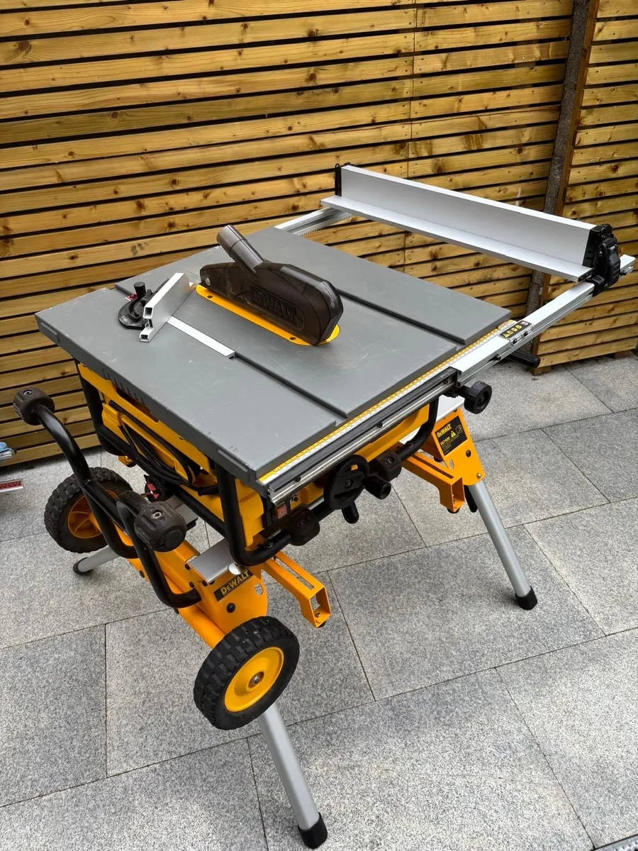 Table saw - Image 1