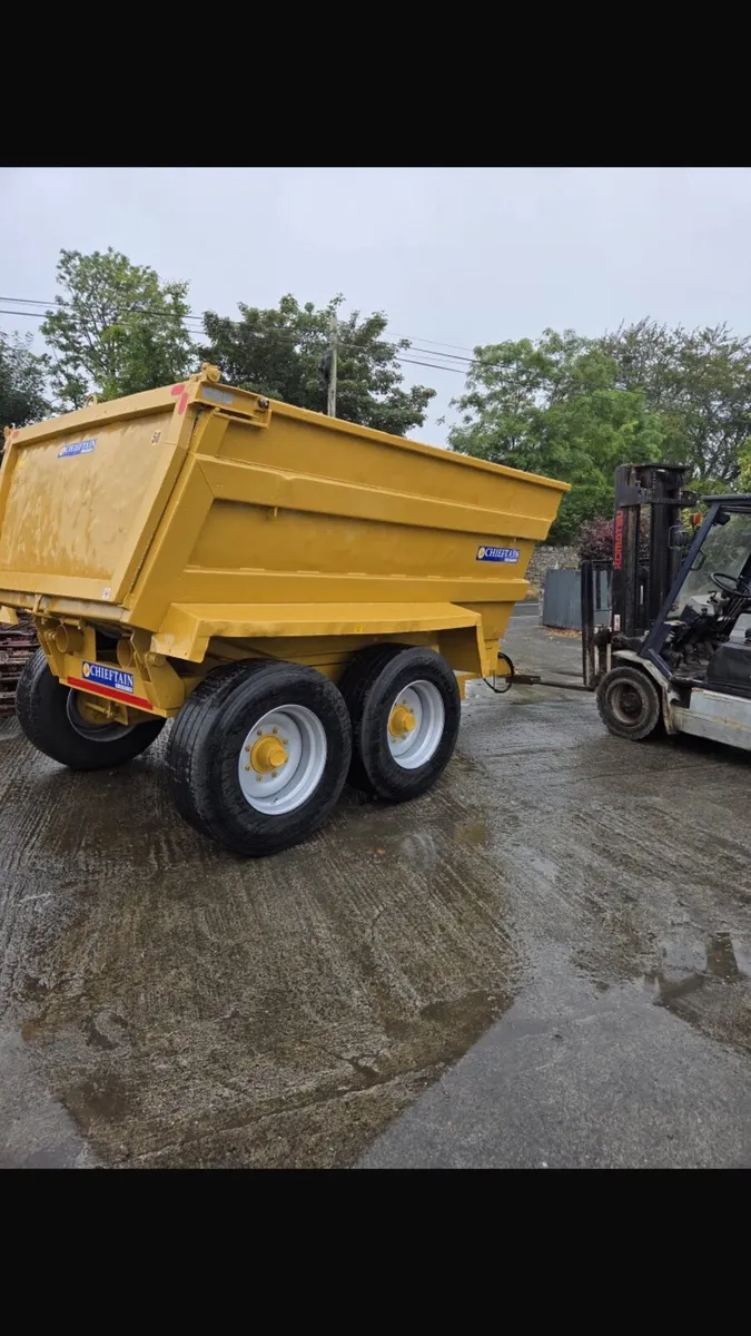 Dump trailer - Image 1