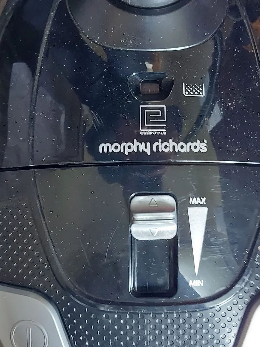 Morphy Richards Vacuum Cleaner, Model 980572 Black - Image 3
