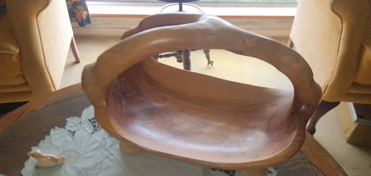 Handcarved Fruit Bowl - Image 2