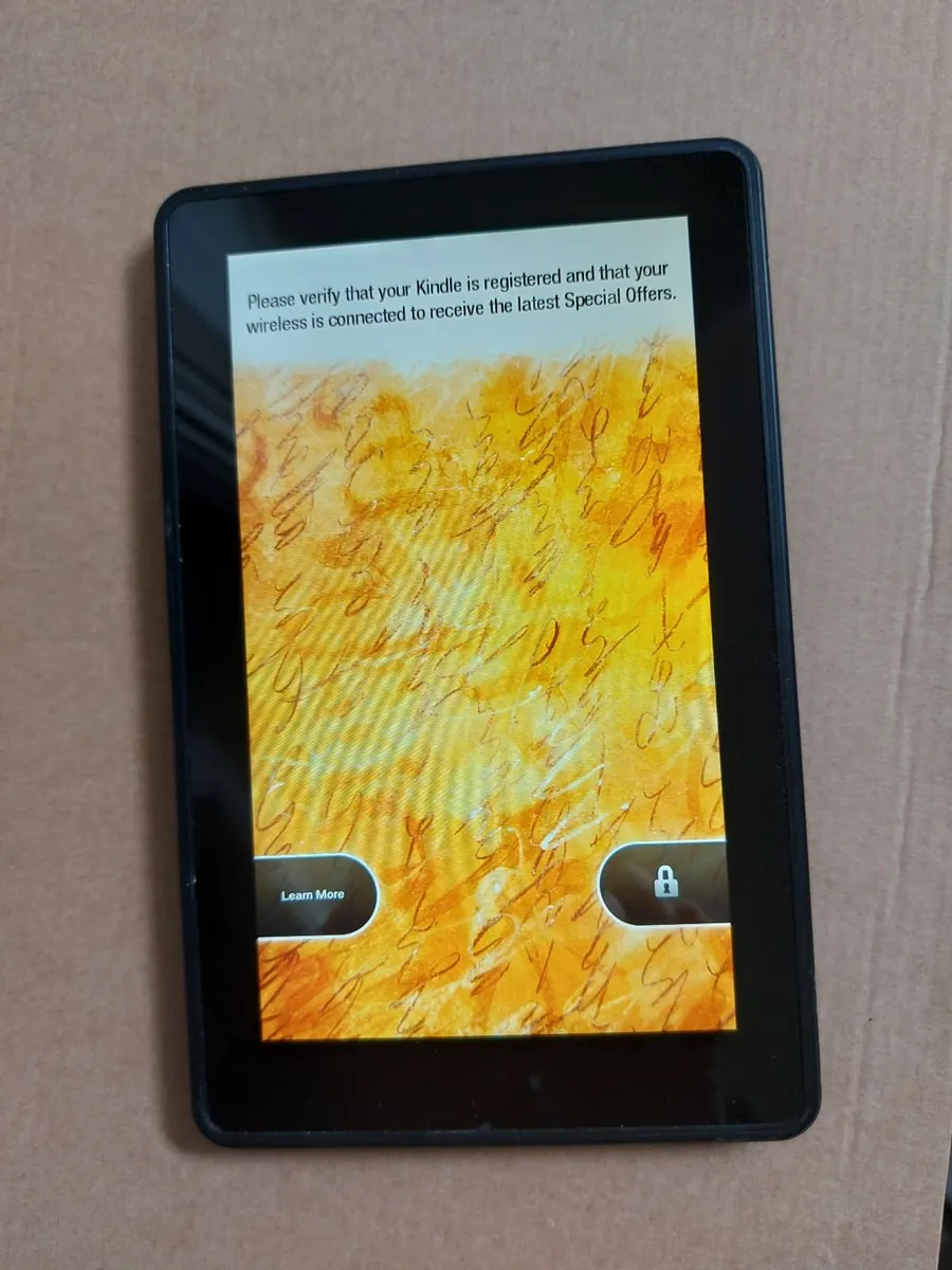 Amazon Kindle, Model D01400, Serial D026 A0A0 2482 - Image 1