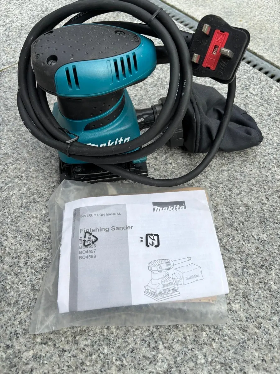 Makita sander - Image 1