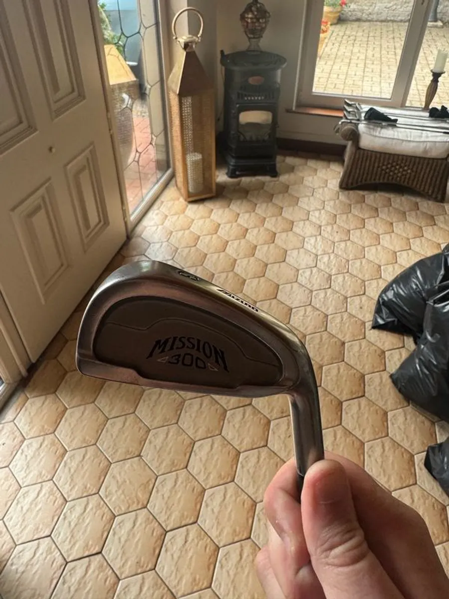 Mizuno mission 300 irons 3-sw - Image 2