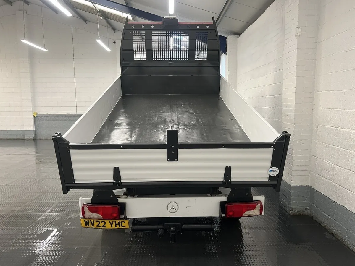 2022 Mercedes-Benz Sprinter Tipper Van - Image 2